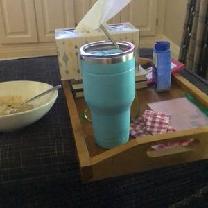 Meet your Posher, Cyndi